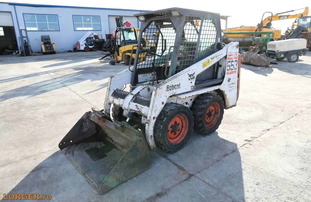 Bobcat 553 - Φορτωτής πλάγιας ολίσθησης: φωτογραφία 1 Bobcat 553 - Φορτωτής πλάγιας ολίσθησης: φωτογραφία 1