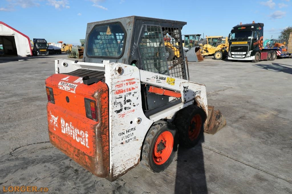 Bobcat 553 - Φορτωτής πλάγιας ολίσθησης: φωτογραφία 3 Bobcat 553 - Φορτωτής πλάγιας ολίσθησης: φωτογραφία 3