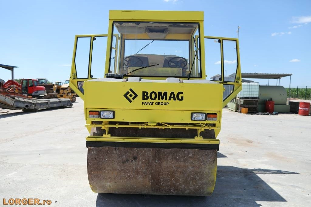 Ασφαλτικός οδοστρωτήρας Bomag BW 164 AD: φωτογραφία 18