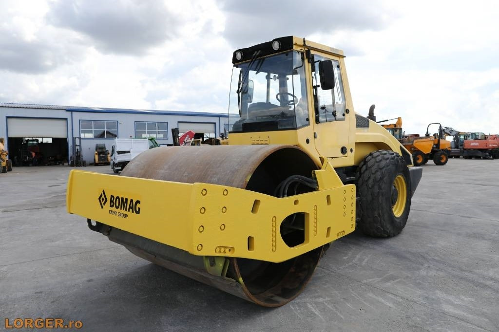 Bomag BW 219 D H-4 - Οδοστρωτήρες: φωτογραφία 1 Bomag BW 219 D H-4 - Οδοστρωτήρες: φωτογραφία 1