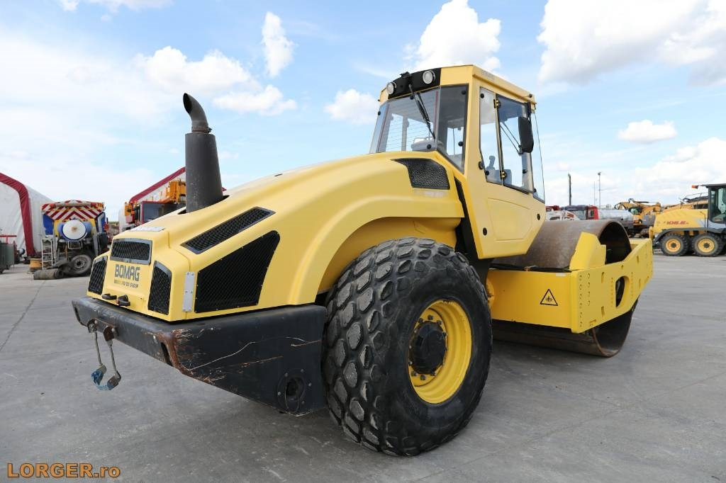 Bomag BW 219 D H-4 - Οδοστρωτήρες: φωτογραφία 3 Bomag BW 219 D H-4 - Οδοστρωτήρες: φωτογραφία 3