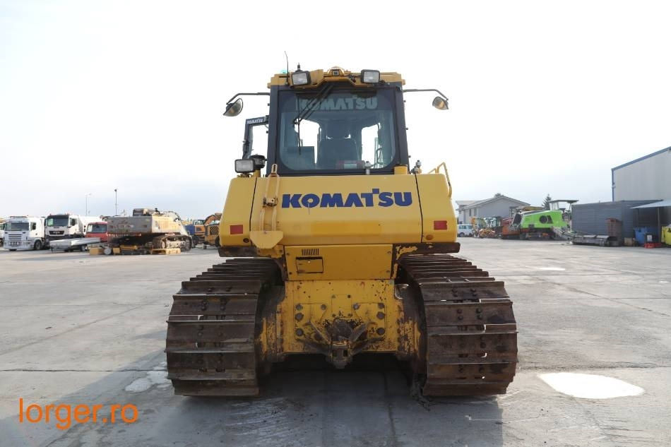 Komatsu D 65 PX-18 - Μπουλντόζα: φωτογραφία 4 Komatsu D 65 PX-18 - Μπουλντόζα: φωτογραφία 4