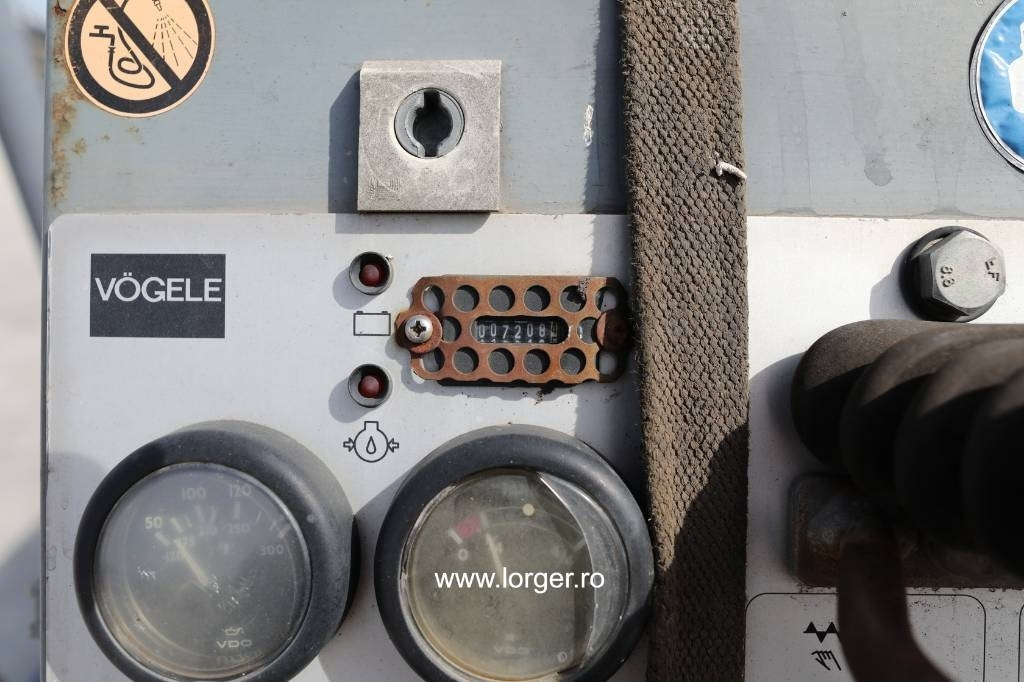 Διαστρωτήρας ασφάλτου Vögele Super 600: φωτογραφία 15
