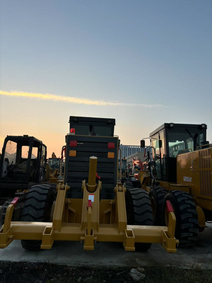 CATERPILLAR 140K - Κατασκευή μηχανήματα: φωτογραφία 3 CATERPILLAR 140K - Κατασκευή μηχανήματα: φωτογραφία 3