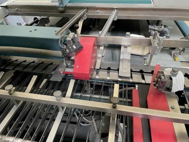 MBO T 800 6 | 2001 - Διπλωτική μηχανή: φωτογραφία 4 MBO T 800 6 | 2001 - Διπλωτική μηχανή: φωτογραφία 4