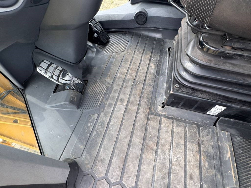 Ελαστιχοφόρος φορτωτής Cat 938M - 13.320 hours - 2020: φωτογραφία 15 Ελαστιχοφόρος φορτωτής Cat 938M - 13.320 hours - 2020: φωτογραφία 15