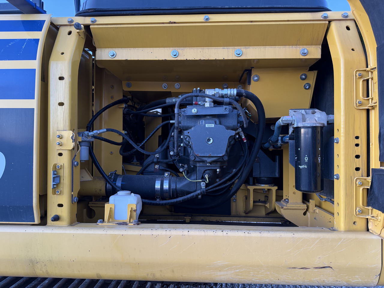 Leasing KOMATSU PC 360 LC-11 KOMATSU PC 360 LC-11: φωτογραφία 23