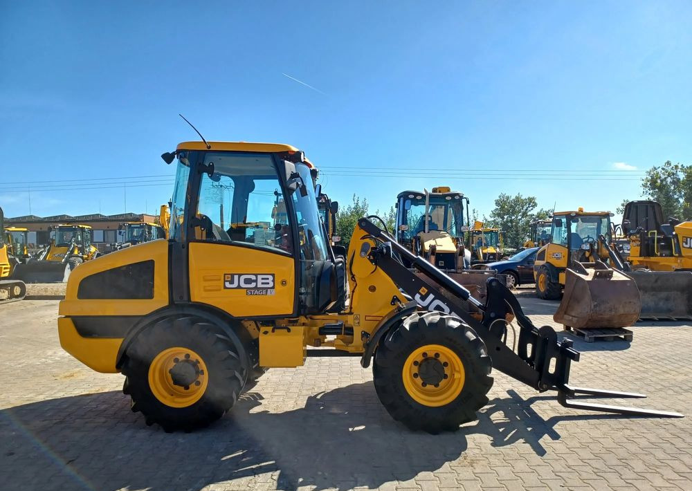 Ελαστιχοφόρος φορτωτής JCB 406: φωτογραφία 7 Ελαστιχοφόρος φορτωτής JCB 406: φωτογραφία 7