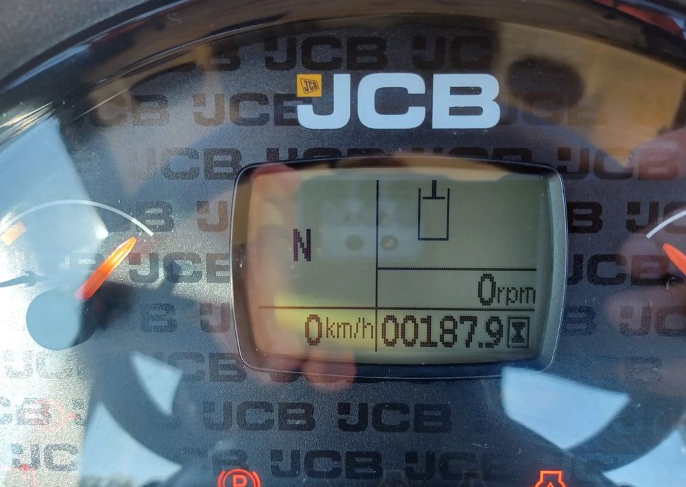 Ελαστιχοφόρος φορτωτής JCB 406: φωτογραφία 14 Ελαστιχοφόρος φορτωτής JCB 406: φωτογραφία 14