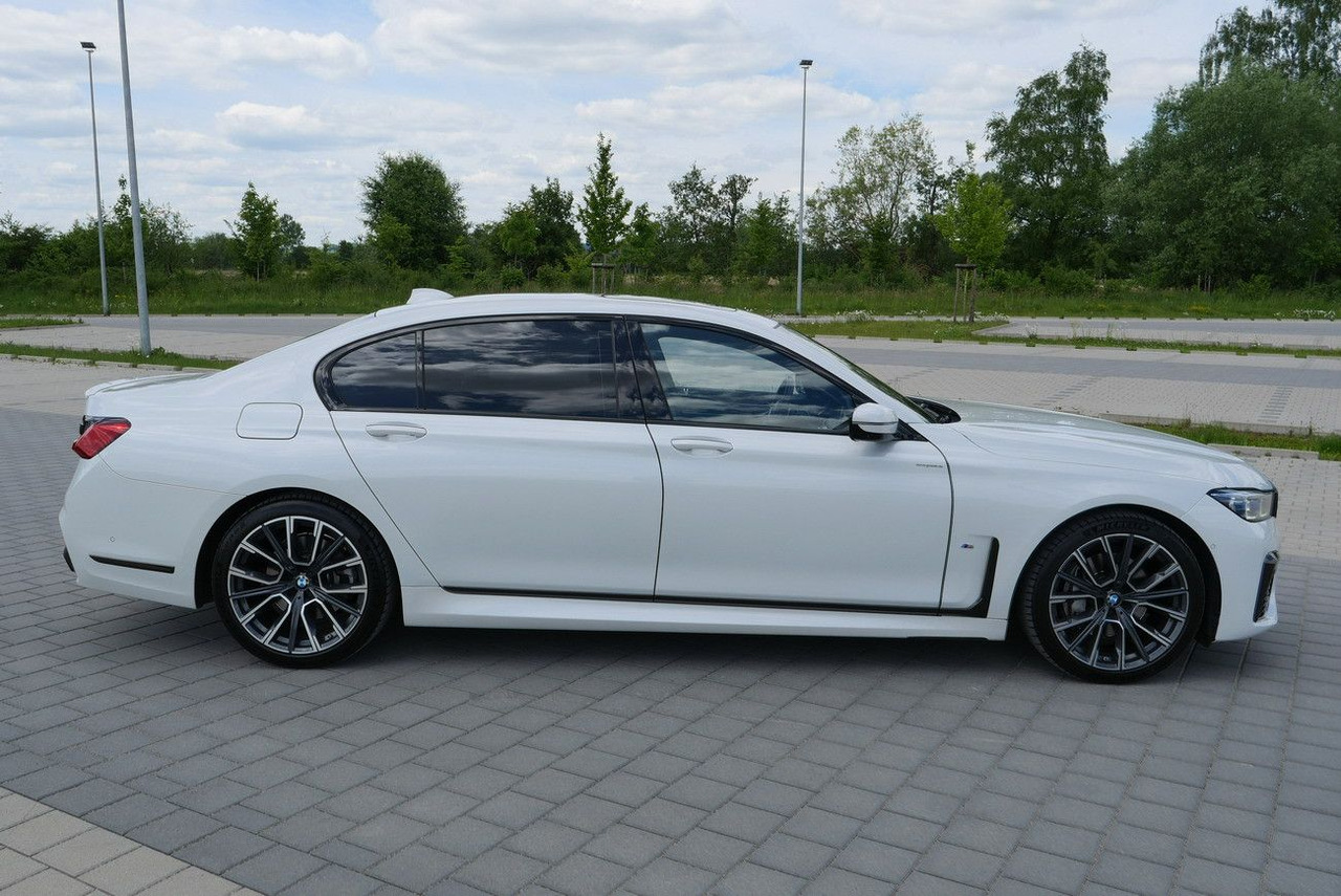 BMW 730Ld XDRIVE /VOLL/REAR ENTERT. /LANGSTRECKE 48V - Λιμουζίνα/ Sedan: φωτογραφία 3 BMW 730Ld XDRIVE /VOLL/REAR ENTERT. /LANGSTRECKE 48V - Λιμουζίνα/ Sedan: φωτογραφία 3