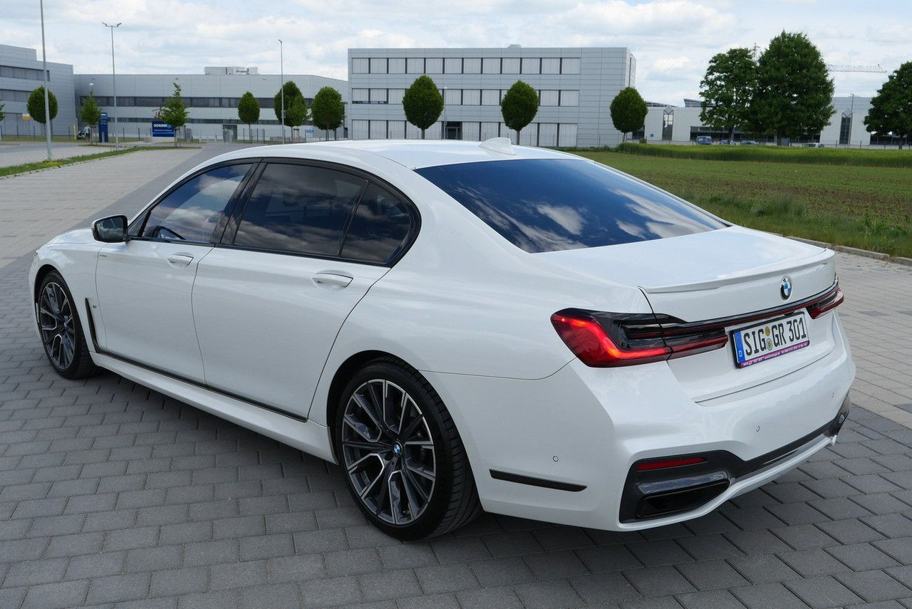 BMW 730Ld XDRIVE /VOLL/REAR ENTERT. /LANGSTRECKE 48V - Λιμουζίνα/ Sedan: φωτογραφία 5 BMW 730Ld XDRIVE /VOLL/REAR ENTERT. /LANGSTRECKE 48V - Λιμουζίνα/ Sedan: φωτογραφία 5