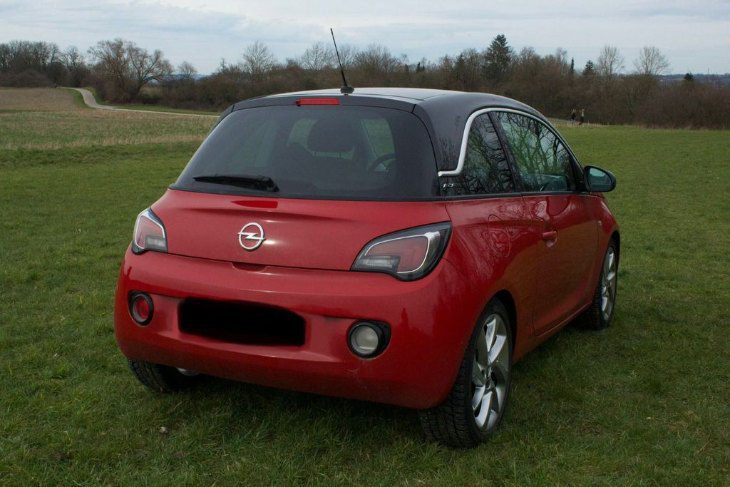 Opel Adam Slam - Λιμουζίνα/ Sedan: φωτογραφία 3 Opel Adam Slam - Λιμουζίνα/ Sedan: φωτογραφία 3