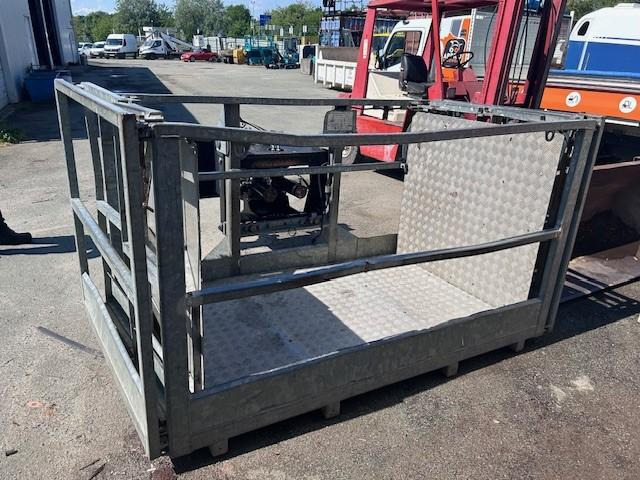 Ανυψωτικό στενών δρόμων Manitou MT1840A 4 ROUES MOTRICES: φωτογραφία 7 Ανυψωτικό στενών δρόμων Manitou MT1840A 4 ROUES MOTRICES: φωτογραφία 7