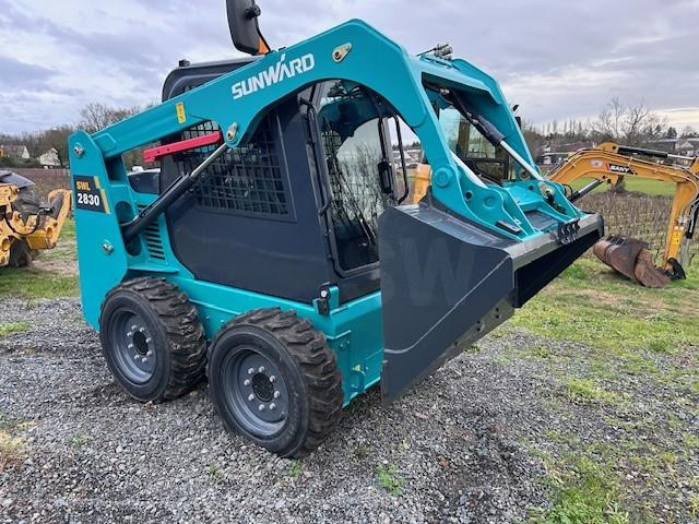 SUNWARD SWL2830 SUNWARD /BOBCAT - Φορτωτής πλάγιας ολίσθησης: φωτογραφία 2 SUNWARD SWL2830 SUNWARD /BOBCAT - Φορτωτής πλάγιας ολίσθησης: φωτογραφία 2
