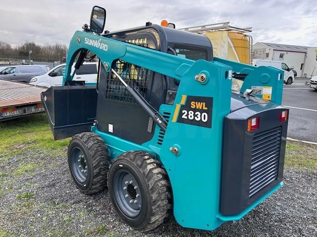 SUNWARD SWL2830 SUNWARD /BOBCAT - Φορτωτής πλάγιας ολίσθησης: φωτογραφία 4 SUNWARD SWL2830 SUNWARD /BOBCAT - Φορτωτής πλάγιας ολίσθησης: φωτογραφία 4