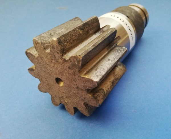 010400A Hitachi ZX14, JCB 8010 Schwenkmotorwelle - Μειωτήρας περιστροφής για Κατασκευή μηχανήματα: φωτογραφία 1 010400A Hitachi ZX14, JCB 8010 Schwenkmotorwelle - Μειωτήρας περιστροφής για Κατασκευή μηχανήματα: φωτογραφία 1