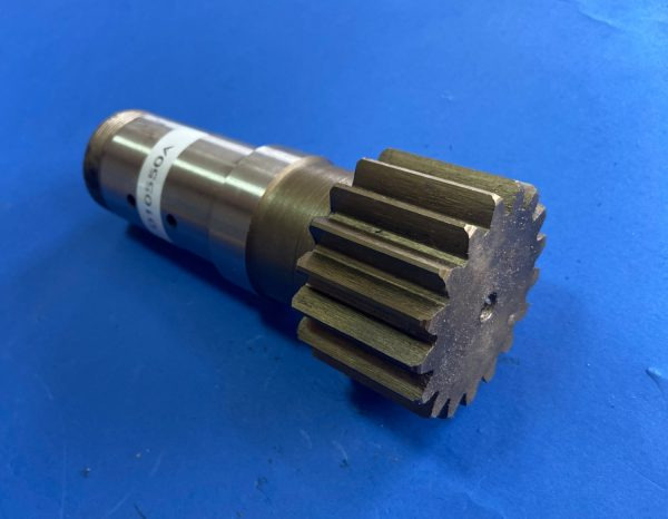 Wałek obrotu 010670A Komatsu PC16 - Μειωτήρας περιστροφής για Κατασκευή μηχανήματα: φωτογραφία 1 Wałek obrotu 010670A Komatsu PC16 - Μειωτήρας περιστροφής για Κατασκευή μηχανήματα: φωτογραφία 1