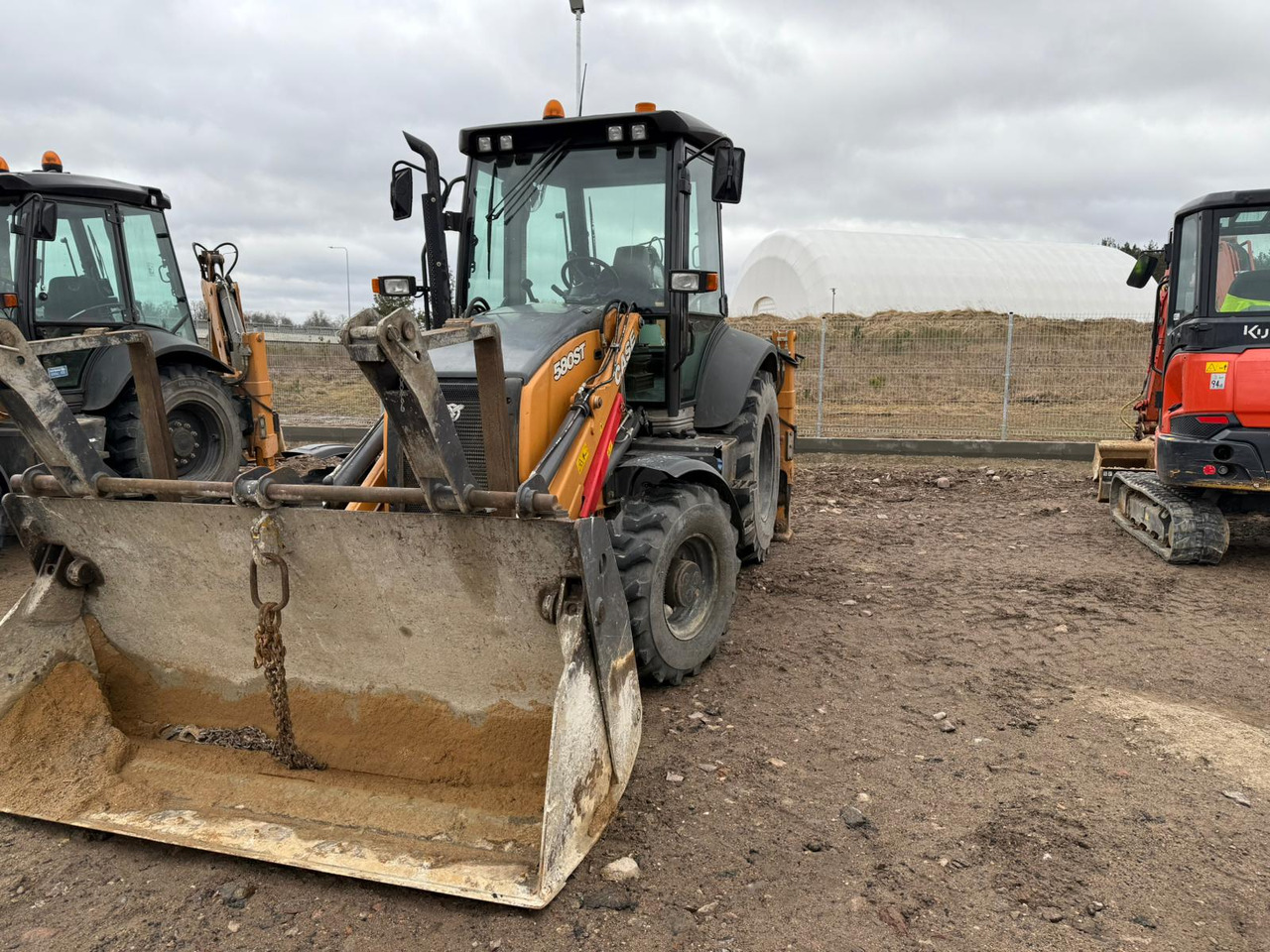 CASE 580 ST - Φορτωτής εκσκαφέας: φωτογραφία 2 CASE 580 ST - Φορτωτής εκσκαφέας: φωτογραφία 2