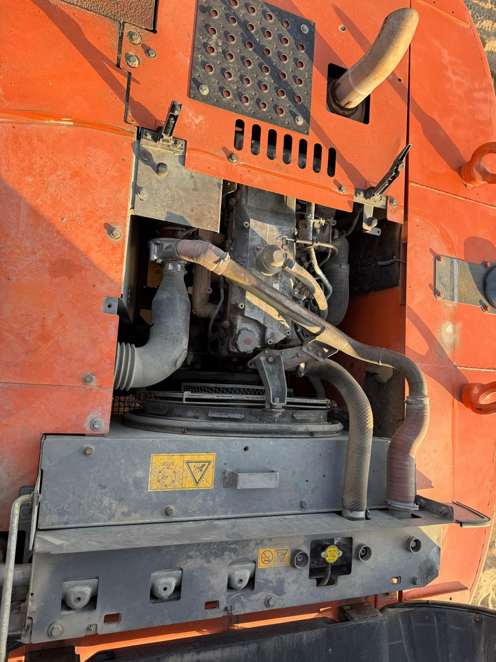 HITACHI ZX250LC-3 - Ερπυστριοφόρος εκσκαφέας: φωτογραφία 4 HITACHI ZX250LC-3 - Ερπυστριοφόρος εκσκαφέας: φωτογραφία 4