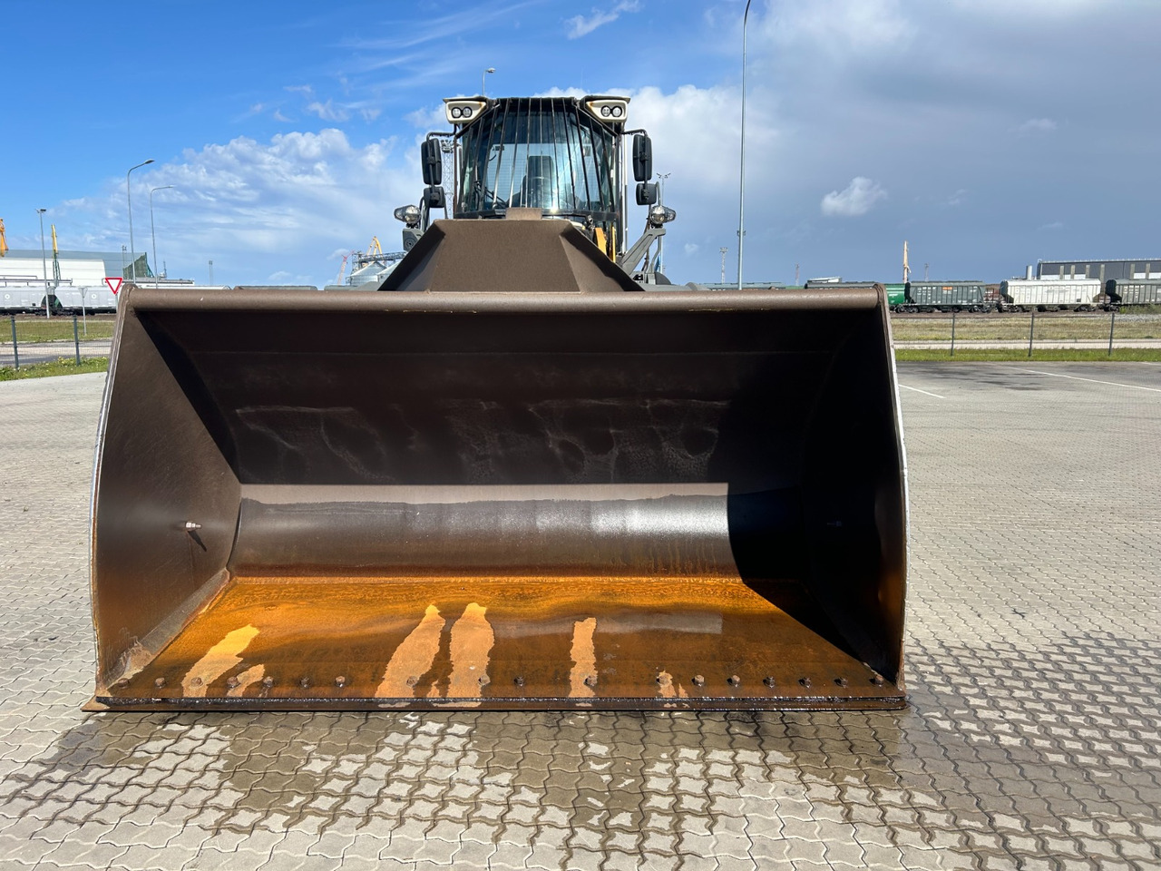 LIEBHERR L576 - Ελαστιχοφόρος φορτωτής: φωτογραφία 4 LIEBHERR L576 - Ελαστιχοφόρος φορτωτής: φωτογραφία 4