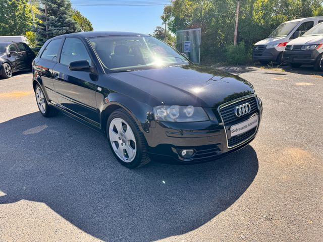 Audi A3 2.0 FSI Ambition S3 nur Export!! - Αυτοκίνητο: φωτογραφία 2 Audi A3 2.0 FSI Ambition S3 nur Export!! - Αυτοκίνητο: φωτογραφία 2
