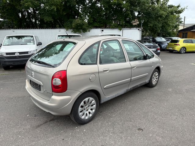 Citroën Xsara Picasso 1.8 16V Exclusive - Λιμουζίνα/ Sedan: φωτογραφία 4 Citroën Xsara Picasso 1.8 16V Exclusive - Λιμουζίνα/ Sedan: φωτογραφία 4