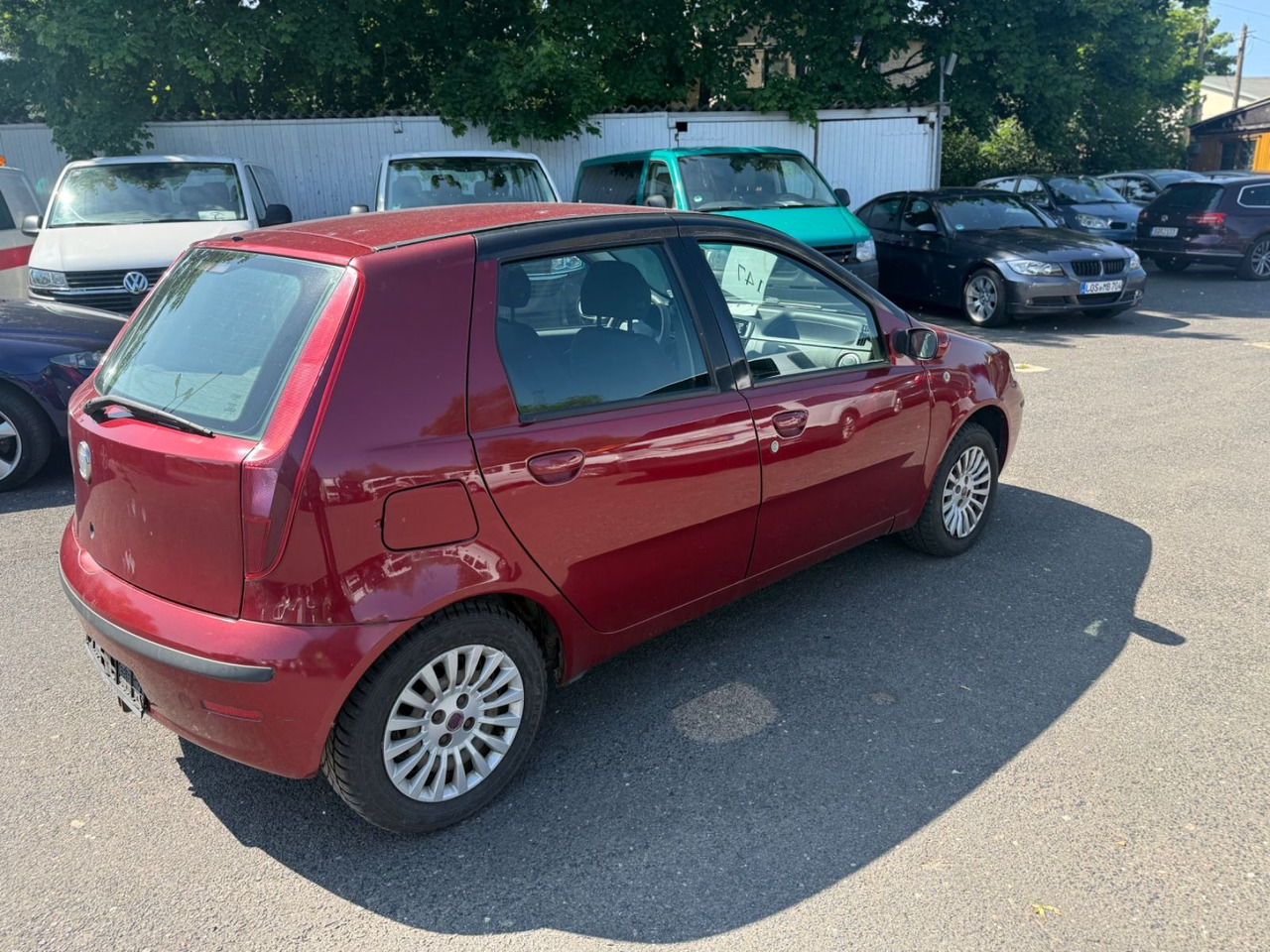 Fiat Punto Aktueller HU Motorschaden - Λιμουζίνα/ Sedan: φωτογραφία 4 Fiat Punto Aktueller HU Motorschaden - Λιμουζίνα/ Sedan: φωτογραφία 4