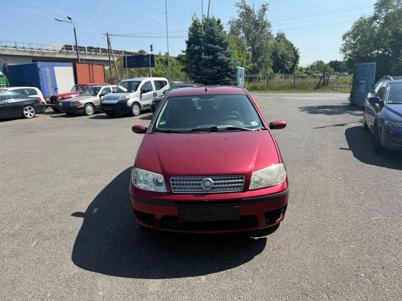 Fiat Punto Aktueller HU Motorschaden - Λιμουζίνα/ Sedan: φωτογραφία 1 Fiat Punto Aktueller HU Motorschaden - Λιμουζίνα/ Sedan: φωτογραφία 1