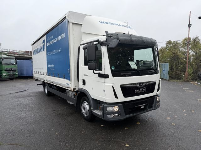 MAN TGL 8.220 Klima Tempomat Lbw - Επαγγελματικό αυτοκίνητο με μουσαμά: φωτογραφία 2 MAN TGL 8.220 Klima Tempomat Lbw - Επαγγελματικό αυτοκίνητο με μουσαμά: φωτογραφία 2