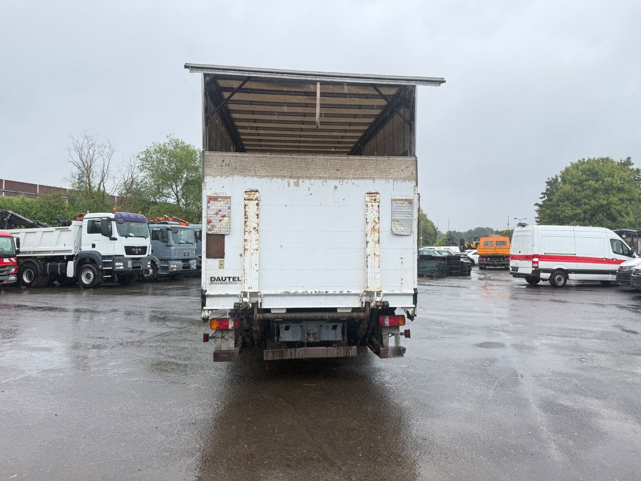 Mercedes-Benz Atego 1222 LbW Klima - Φορτηγό μουσαμάς: φωτογραφία 4 Mercedes-Benz Atego 1222 LbW Klima - Φορτηγό μουσαμάς: φωτογραφία 4