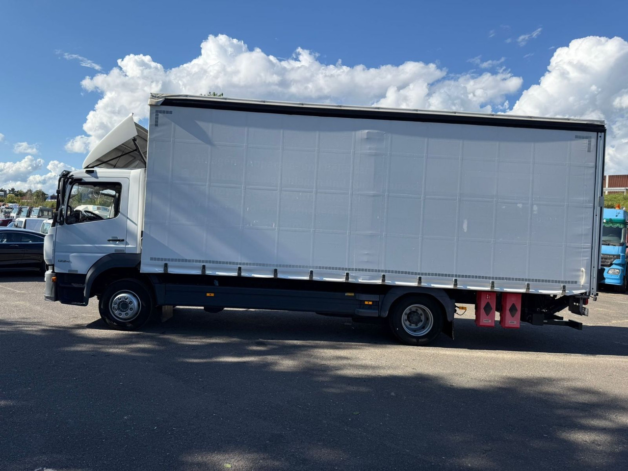 Φορτηγό μουσαμάς Mercedes-Benz Atego 1224 OM936 4x2 18 TKM: φωτογραφία 6