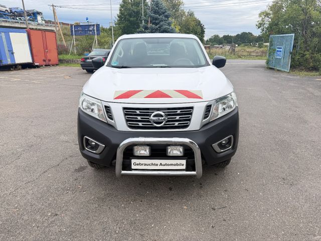 Nissan Navara NP300 Visia King Cab 4x4 - SUV: φωτογραφία 1 Nissan Navara NP300 Visia King Cab 4x4 - SUV: φωτογραφία 1
