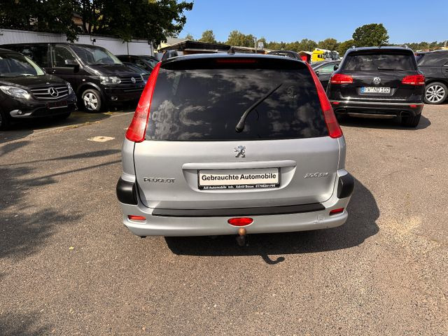 Peugeot 206 SW Grand Filou Cool - Station wagon: φωτογραφία 4 Peugeot 206 SW Grand Filou Cool - Station wagon: φωτογραφία 4