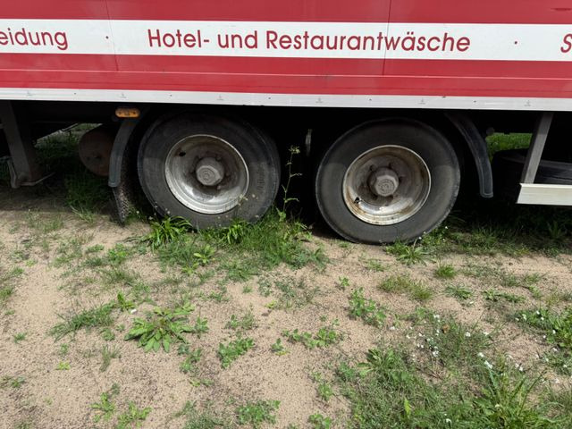 Tank Karl ZK 107 - Ρυμούλκα κόφα: φωτογραφία 4 Tank Karl ZK 107 - Ρυμούλκα κόφα: φωτογραφία 4