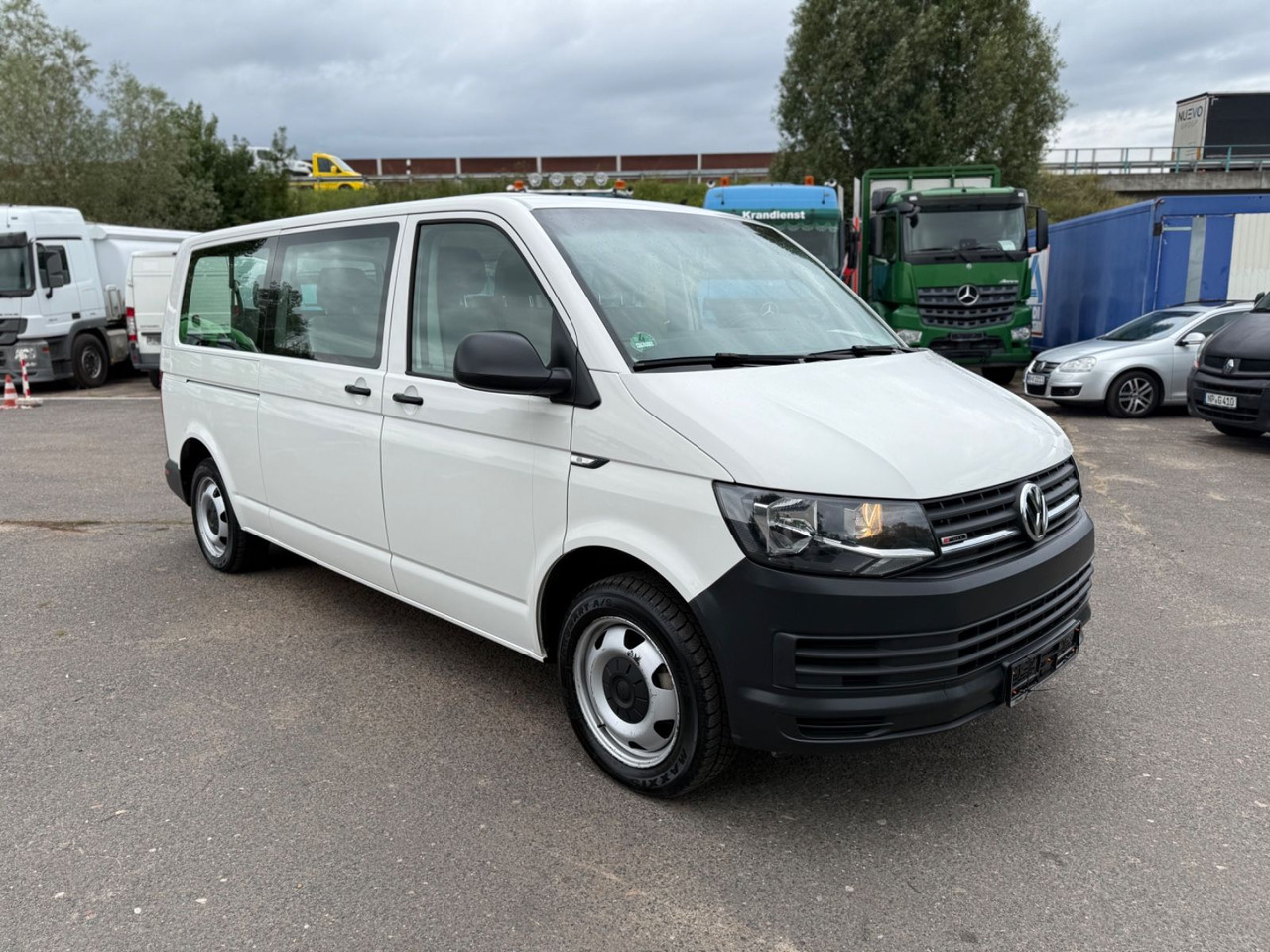 Volkswagen T6 Transporter 9 Sitzer 4Motion - Επιβατικό βαν: φωτογραφία 2 Volkswagen T6 Transporter 9 Sitzer 4Motion - Επιβατικό βαν: φωτογραφία 2