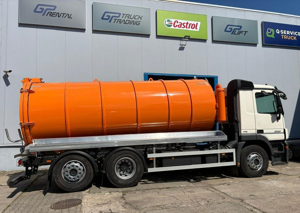 Mercedes-Benz Actros 2532 - Φορτηγό βυτιοφόρο: φωτογραφία 4 Mercedes-Benz Actros 2532 - Φορτηγό βυτιοφόρο: φωτογραφία 4