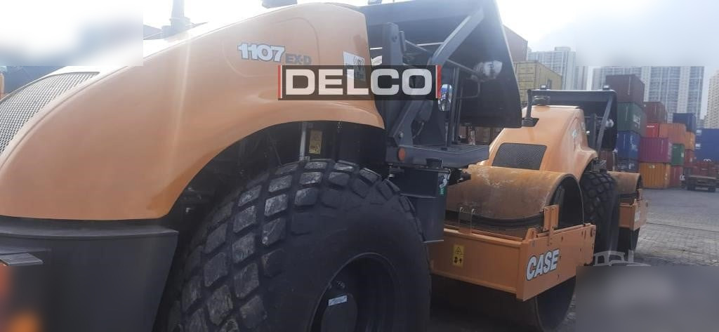 CASE 1107EX - Οδοστρωτήρας: φωτογραφία 5 CASE 1107EX - Οδοστρωτήρας: φωτογραφία 5