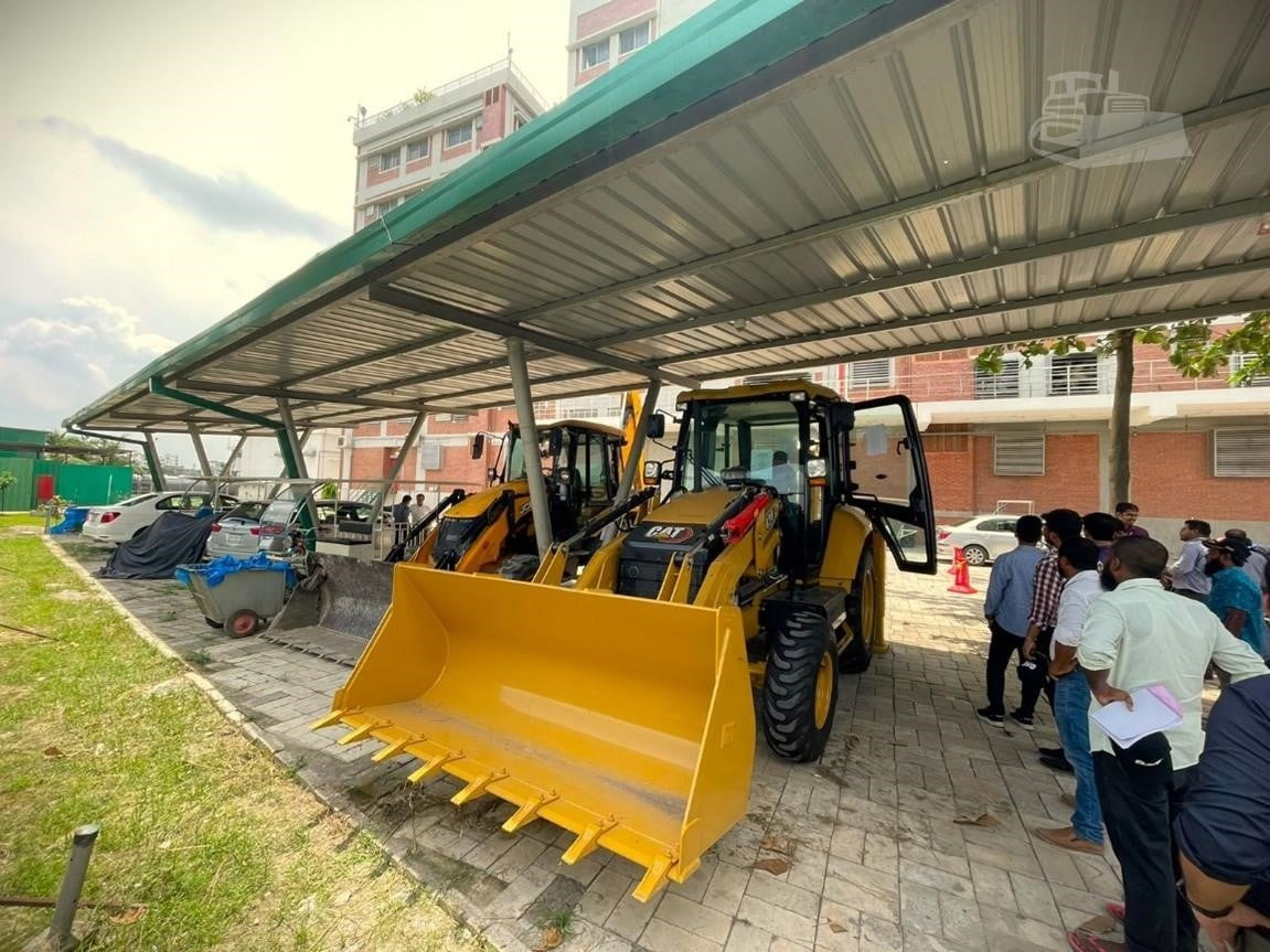 CATERPILLAR 424 - Φορτωτής εκσκαφέας: φωτογραφία 5 CATERPILLAR 424 - Φορτωτής εκσκαφέας: φωτογραφία 5