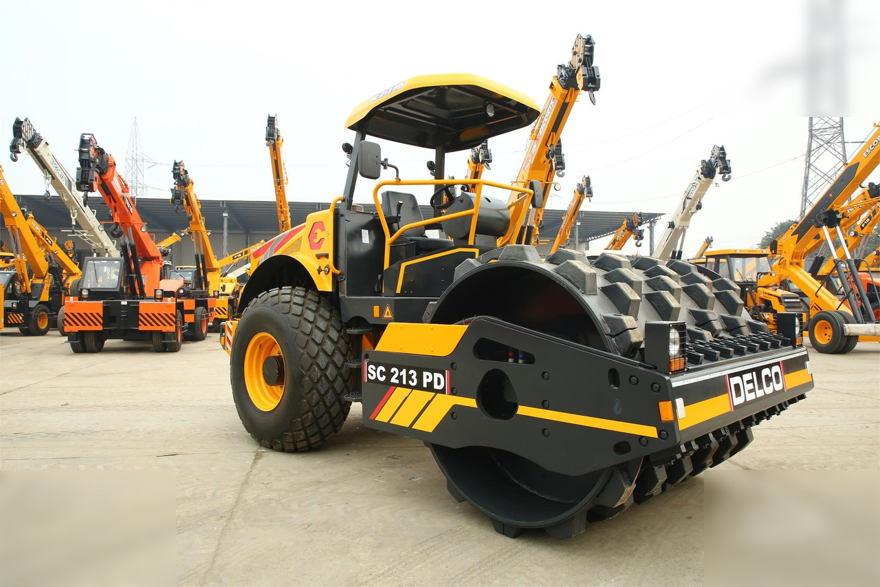 DELCO SC213PD - Οδοστρωτήρας: φωτογραφία 1 DELCO SC213PD - Οδοστρωτήρας: φωτογραφία 1