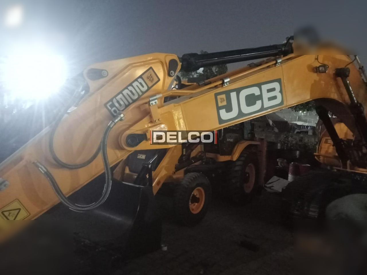 JCB 225 LC - Ερπυστριοφόρος εκσκαφέας: φωτογραφία 5 JCB 225 LC - Ερπυστριοφόρος εκσκαφέας: φωτογραφία 5