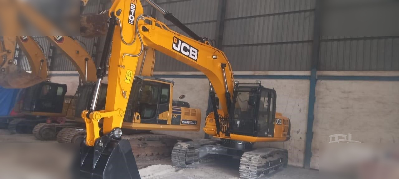 JCB JS210 LC - Ερπυστριοφόρος εκσκαφέας: φωτογραφία 1 JCB JS210 LC - Ερπυστριοφόρος εκσκαφέας: φωτογραφία 1