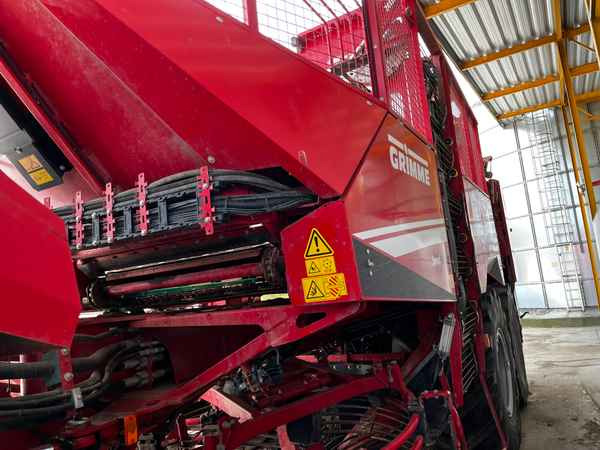 Grimme REXOR 6300 Platinum - Θεριζοαλωνιστική μηχανή τεύτλων: φωτογραφία 4 Grimme REXOR 6300 Platinum - Θεριζοαλωνιστική μηχανή τεύτλων: φωτογραφία 4