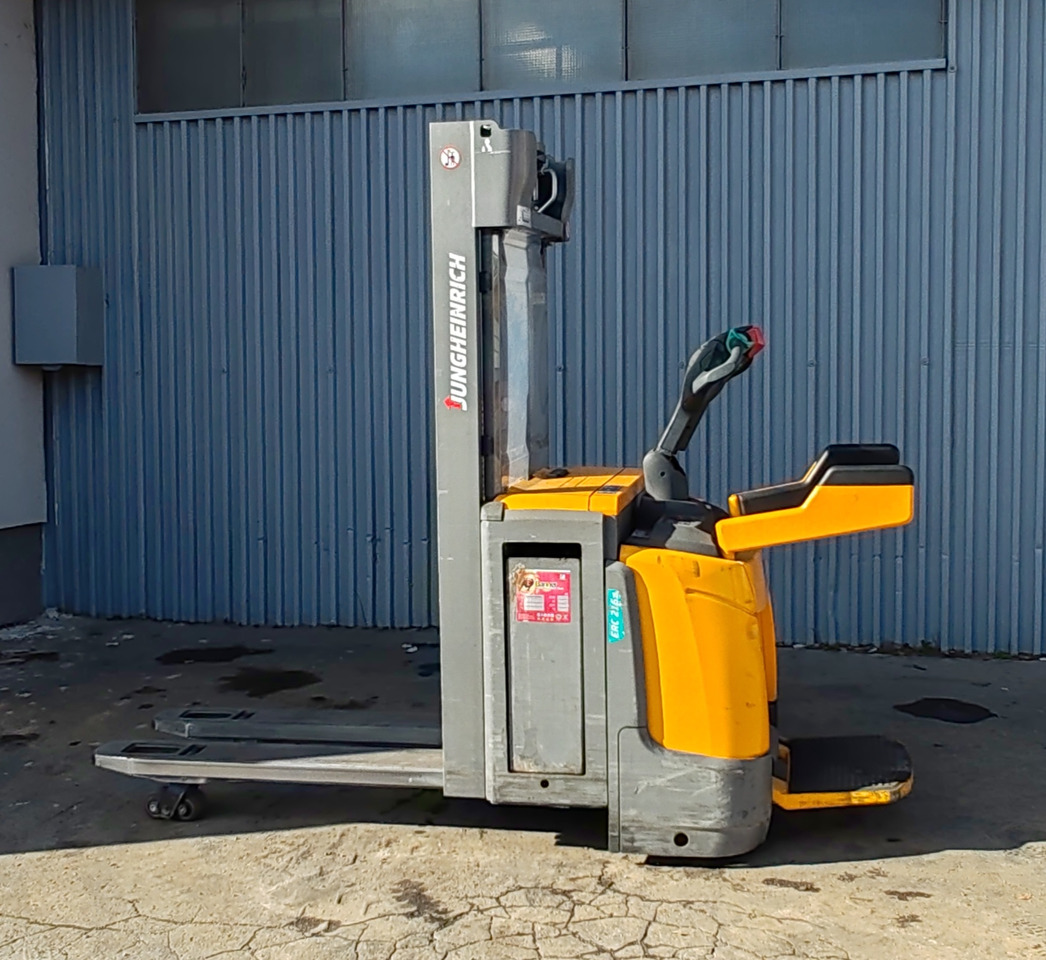 Jungheinrich ERC 216z / 2018y/ initiallift/ 7761h - Μηχάνημα στοίβαξης: φωτογραφία 2 Jungheinrich ERC 216z / 2018y/ initiallift/ 7761h - Μηχάνημα στοίβαξης: φωτογραφία 2