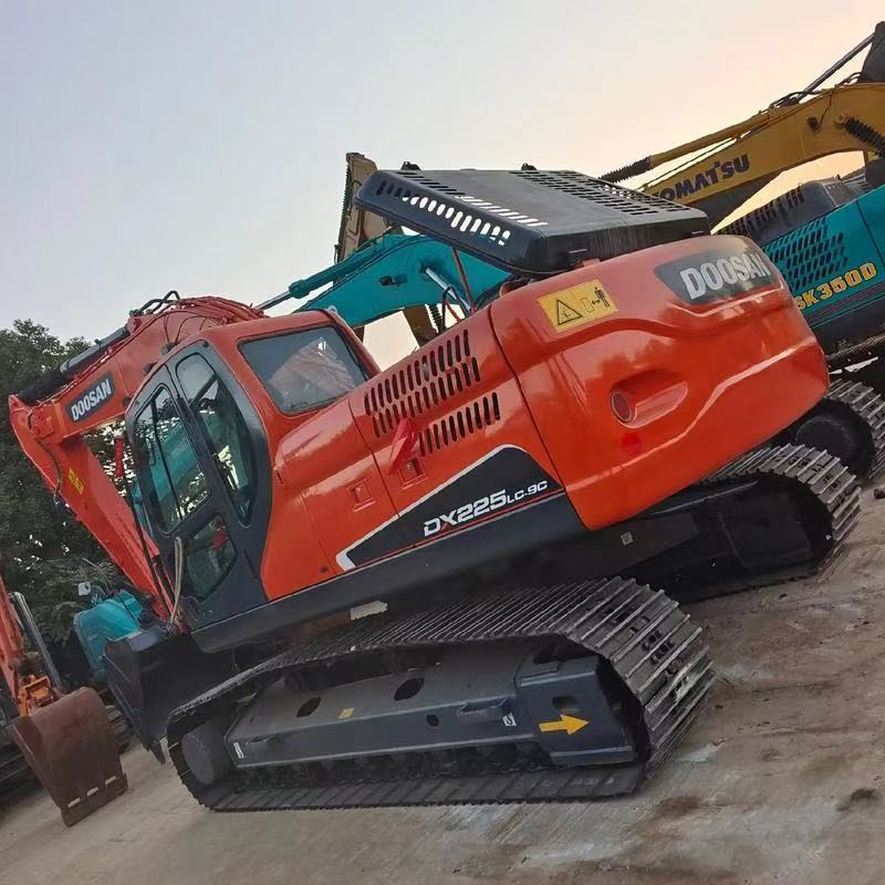 Doosan DX225 - Ερπυστριοφόρος εκσκαφέας: φωτογραφία 4 Doosan DX225 - Ερπυστριοφόρος εκσκαφέας: φωτογραφία 4