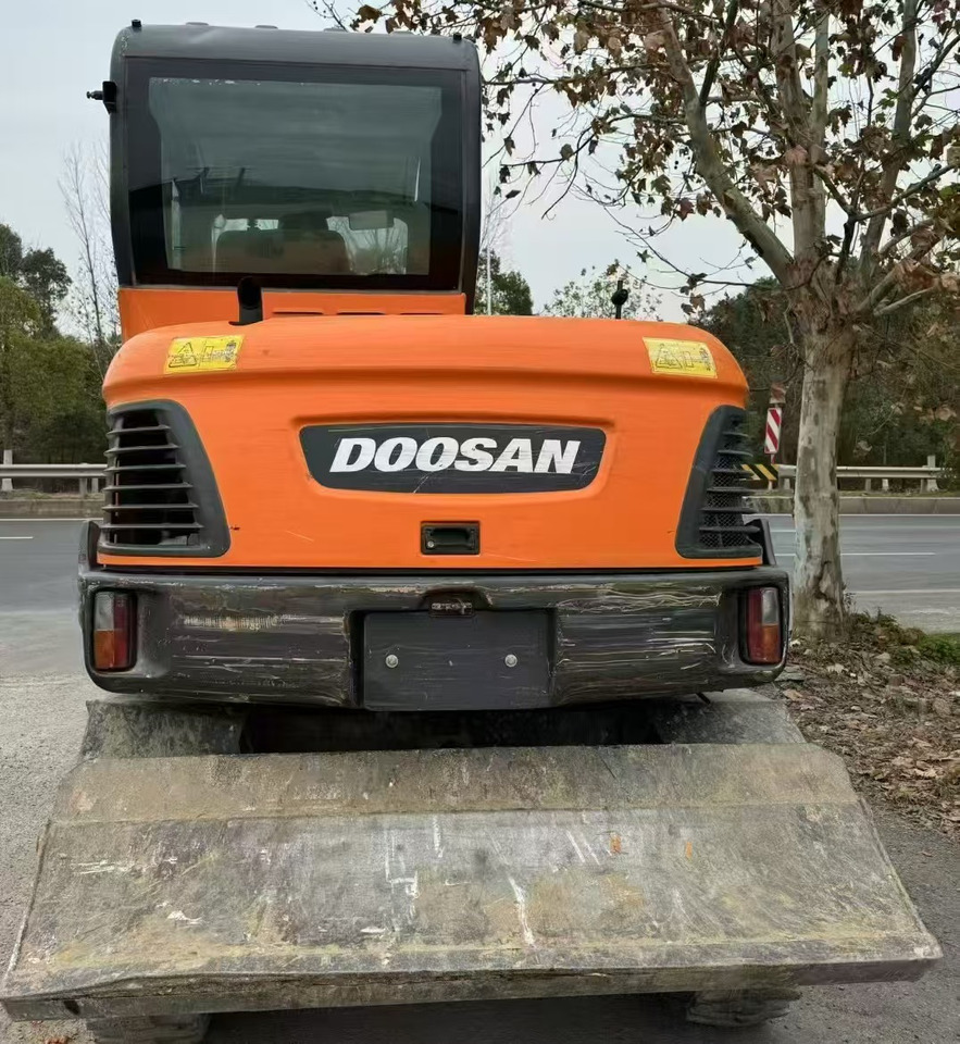 Doosan DX60 - Τροχοφόρος εκσκαφέας: φωτογραφία 5 Doosan DX60 - Τροχοφόρος εκσκαφέας: φωτογραφία 5