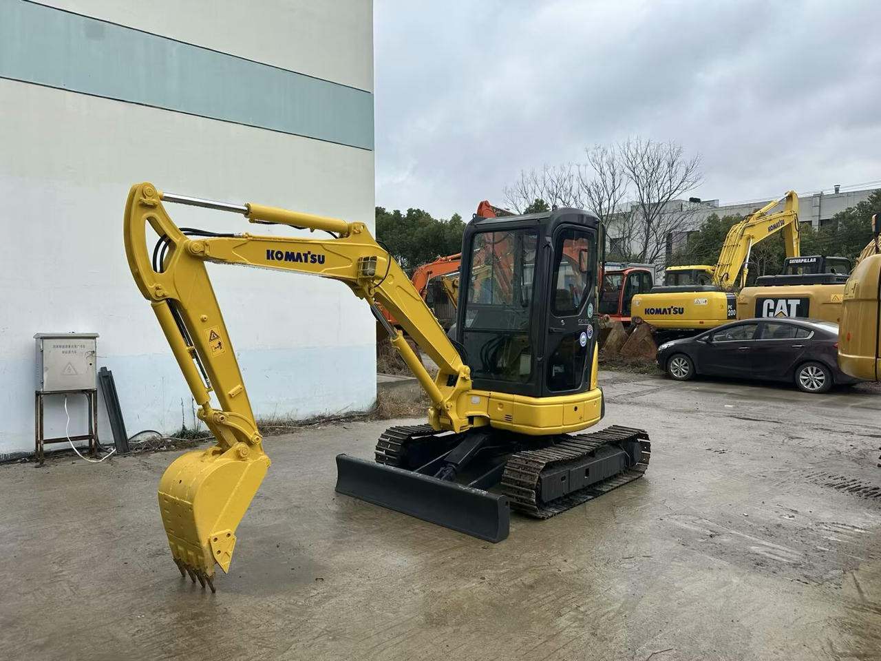 Komatsu pc35MR - Μίνι εκσκαφέας: φωτογραφία 1 Komatsu pc35MR - Μίνι εκσκαφέας: φωτογραφία 1