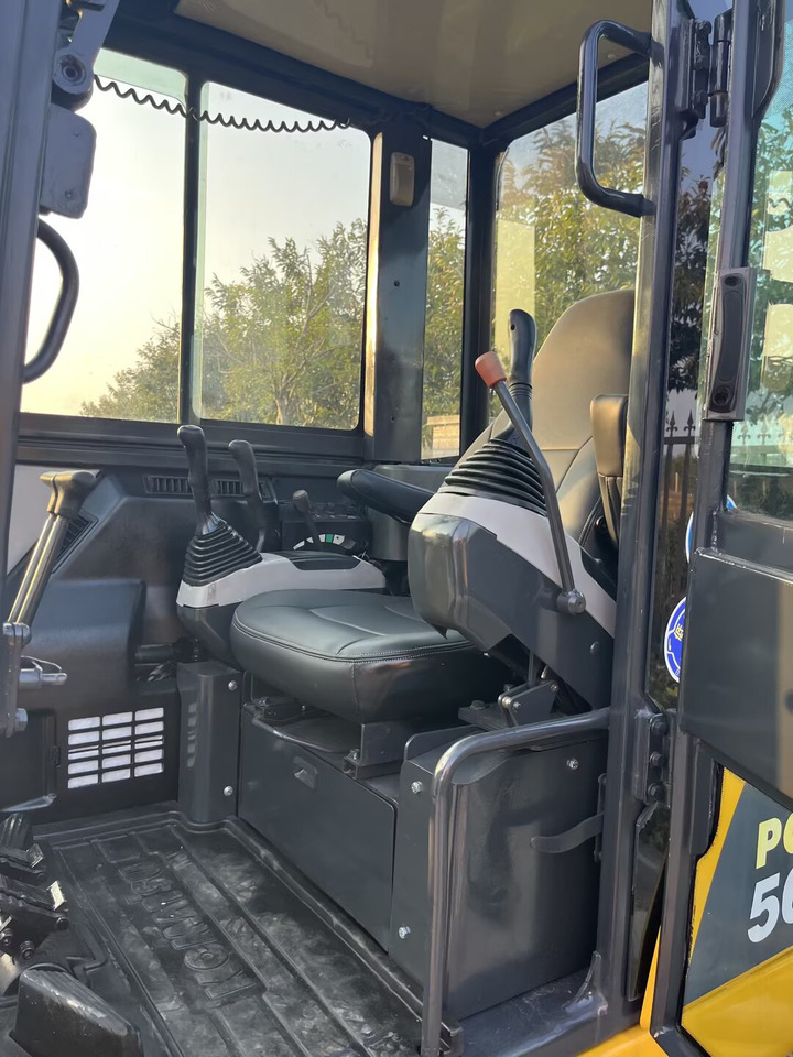 Komatsu PC56 - Μίνι εκσκαφέας: φωτογραφία 2 Komatsu PC56 - Μίνι εκσκαφέας: φωτογραφία 2