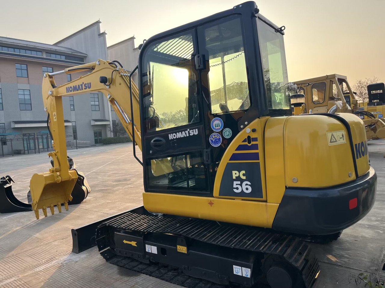 Komatsu PC56 - Μίνι εκσκαφέας: φωτογραφία 4 Komatsu PC56 - Μίνι εκσκαφέας: φωτογραφία 4
