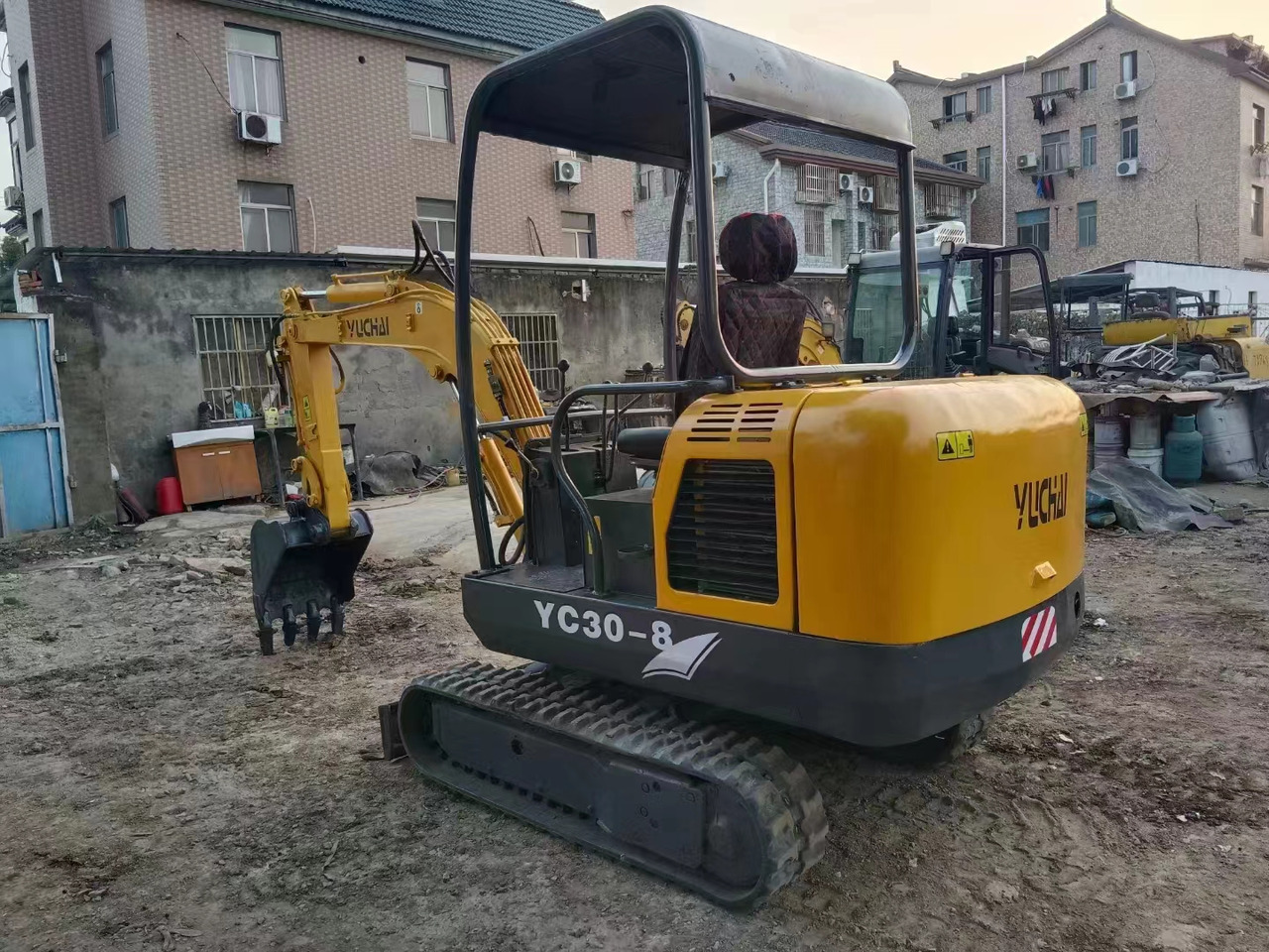 Yc30-8 - Μίνι εκσκαφέας: φωτογραφία 4 Yc30-8 - Μίνι εκσκαφέας: φωτογραφία 4