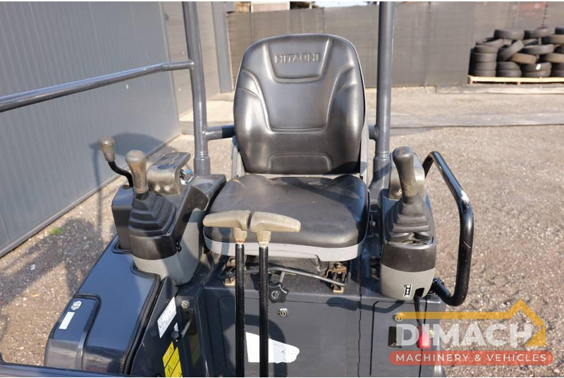 Hitachi ZX 17 CW05 hydraulische snelwissel - Μίνι εκσκαφέας: φωτογραφία 4 Hitachi ZX 17 CW05 hydraulische snelwissel - Μίνι εκσκαφέας: φωτογραφία 4